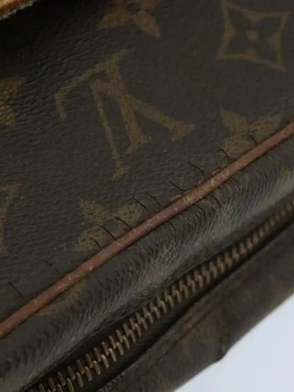LOUIS VUITTON Monogram Compiegne 28 Clutch Bag M51845 LV Auth 97857